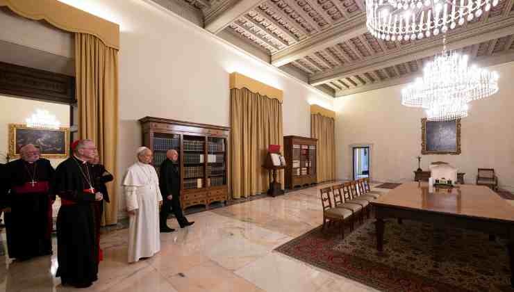 palazzo apostolico papa
