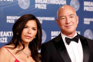 jeff bezo lauren sanchez