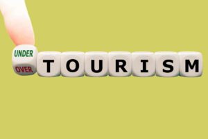 escrita overtourism